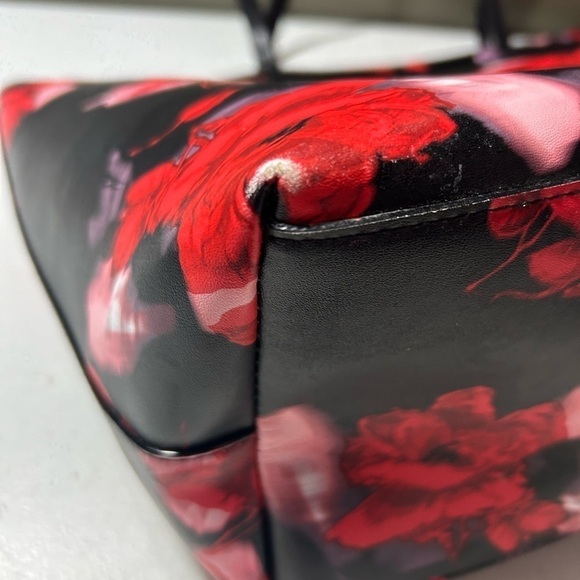 Victoria's secret bag Rose Floral Print Tote Shoulder Bag Black Red - Picture 7 of 9